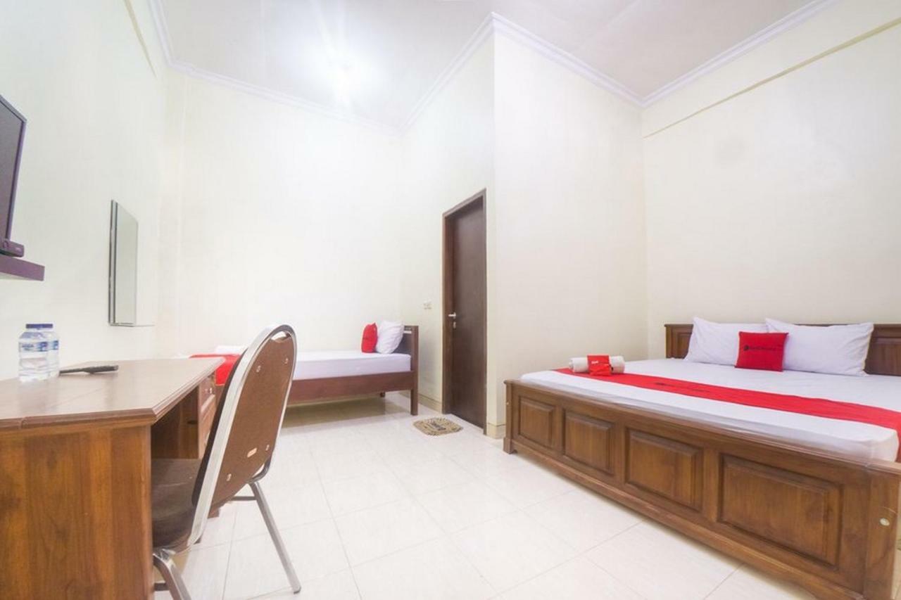 Reddoorz Near Nusa Cendana University Kupang (East Nusa Tenggara) Exterior foto