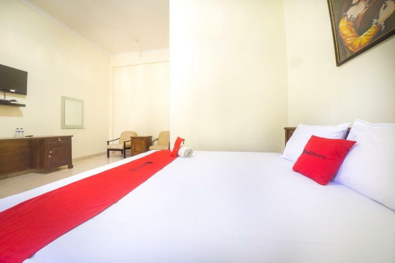 Reddoorz Near Nusa Cendana University Kupang (East Nusa Tenggara) Exterior foto